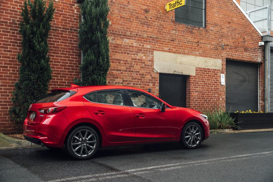  Mazda3 SP25 Astina Hatchback 2016 года  (AU) (фото 3 из 22)